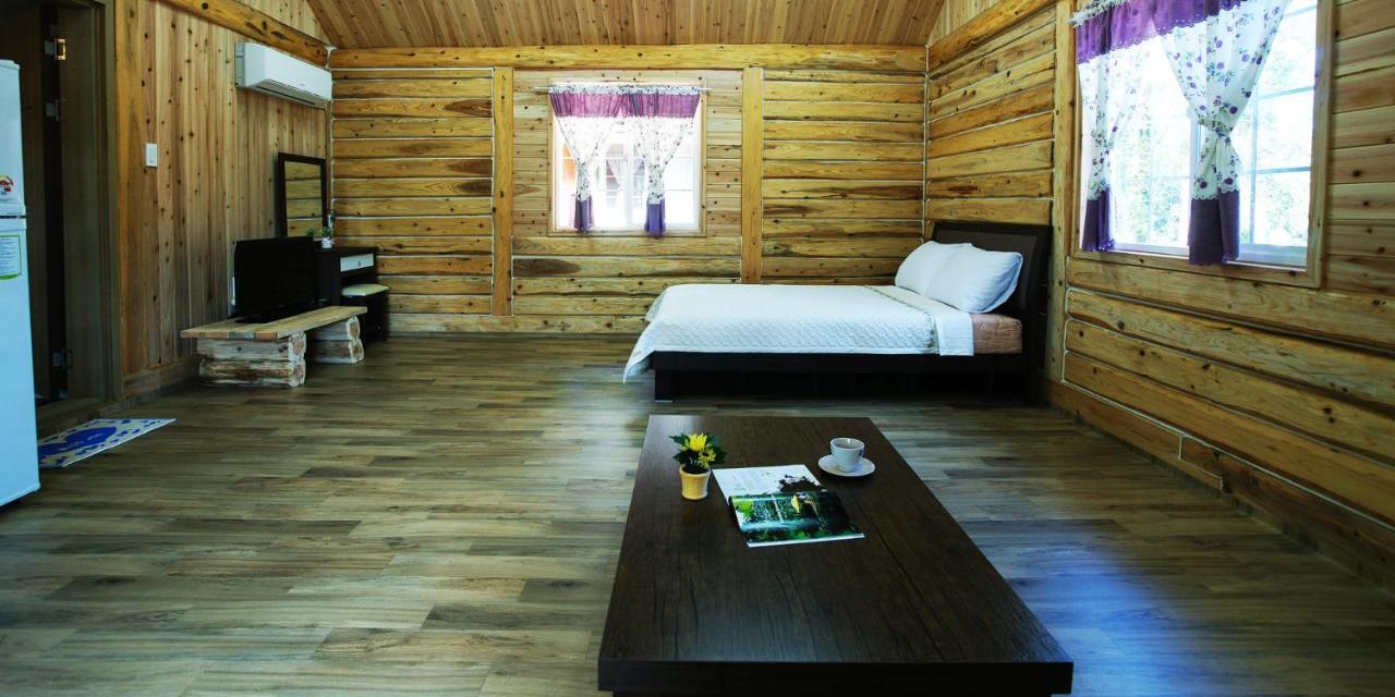 Jeju Joa Log Pension Sogüpcho Exteriér fotografie